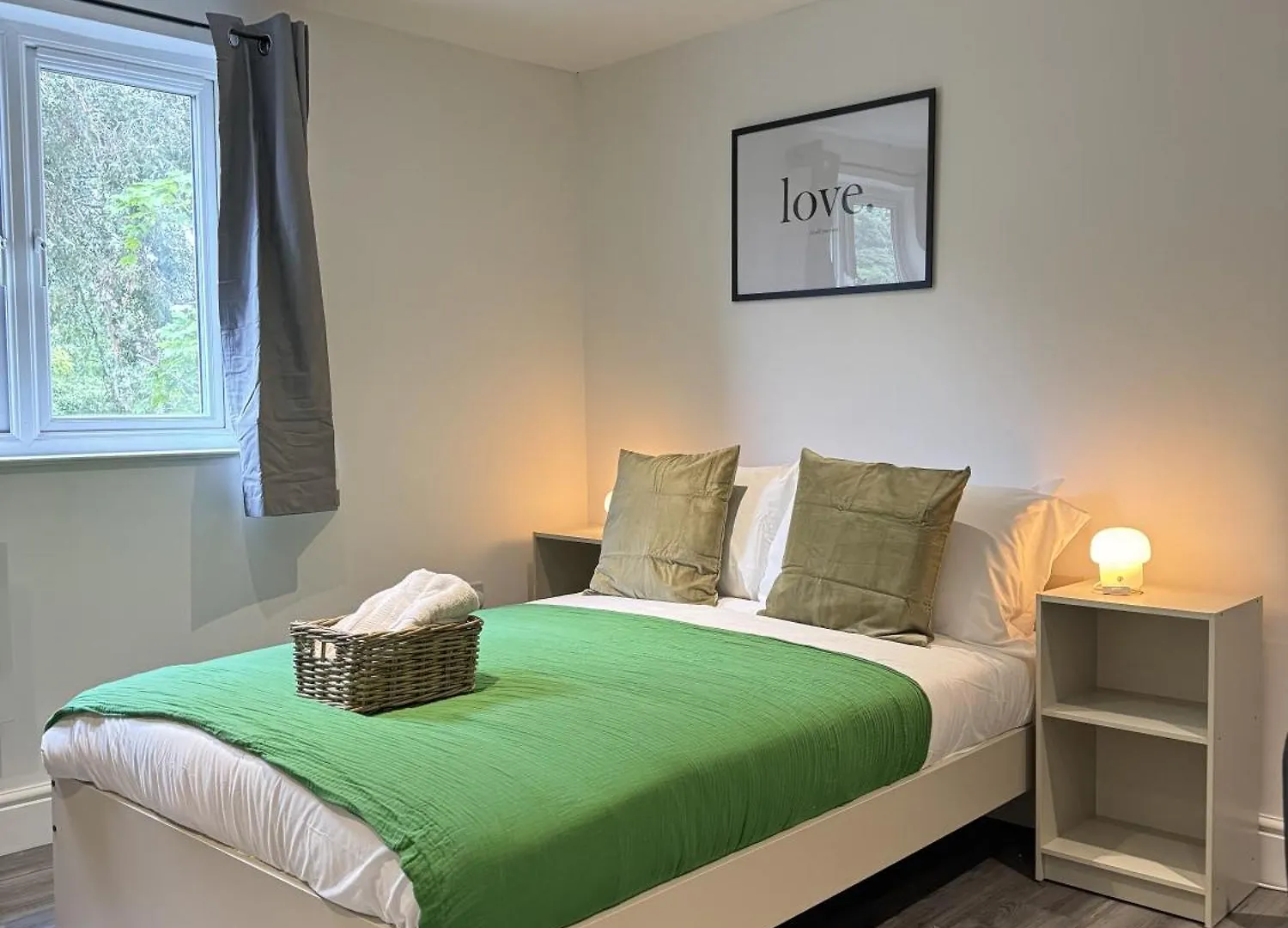 En-Suite Bedroom For Up To 4! Sofa Bed - Near Stratford Londres 0*,